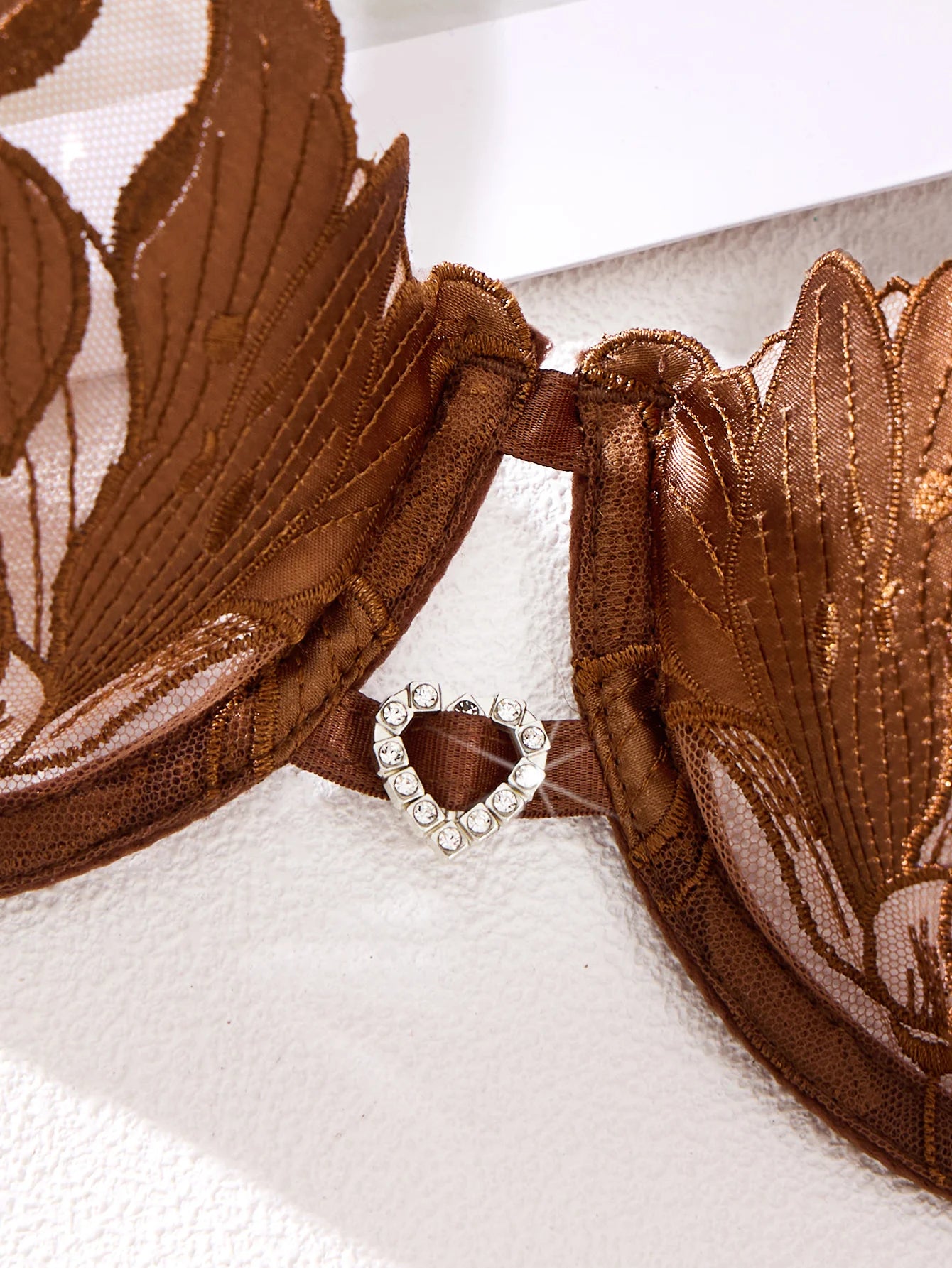 Coffee-colored embroidered print pajama set - A set featuring a floral design suitable for women, a sexy bra