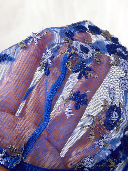 Blue Embroidered Floral Lingerie Set - Sexy Bra And G-string Combo with Heart Decoration Underwear Set for Women